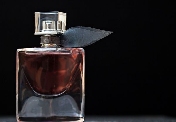Idealny prezent na walentynki - wyszukane odpowiedniki luksusowych perfum