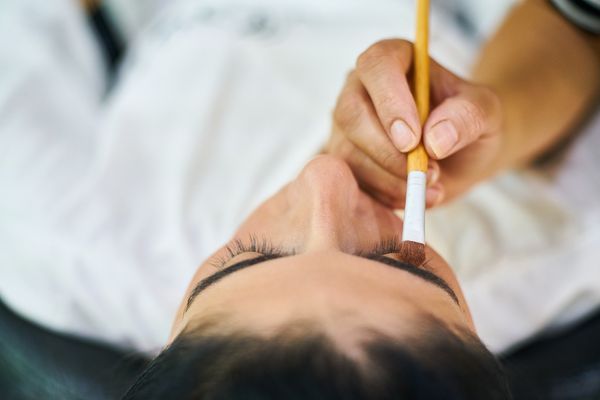 Nieznane korzyści z zakupu profesjonalnych akcesoriów do makijażu permanentnego